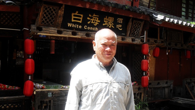 河畔风光